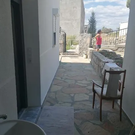 Dalamanin Gozde Sitesinde Havuzlu Cancan * Dalaman